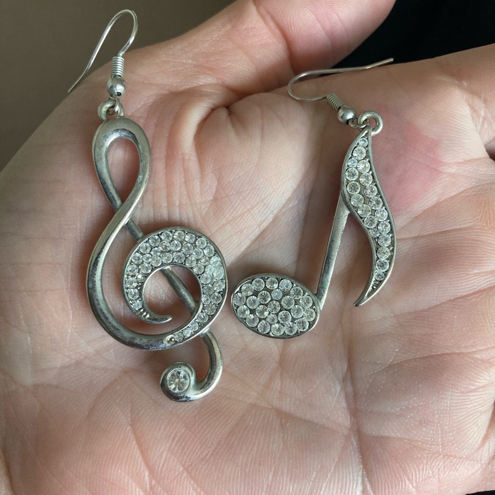 Music Notes Dangling Earrings - image 1